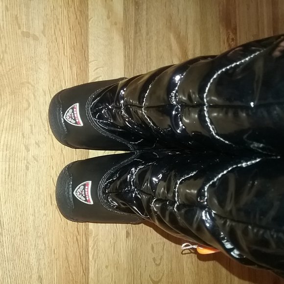 Baby It's Getting Cold Outside - Sporto cold weather boots - Picture 2 of 2